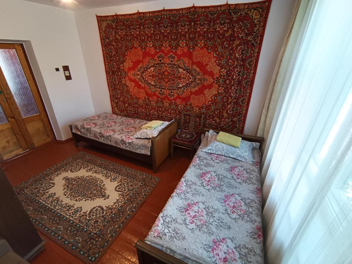 Meerim Guest House Bokonbayevo Buitenkant foto
