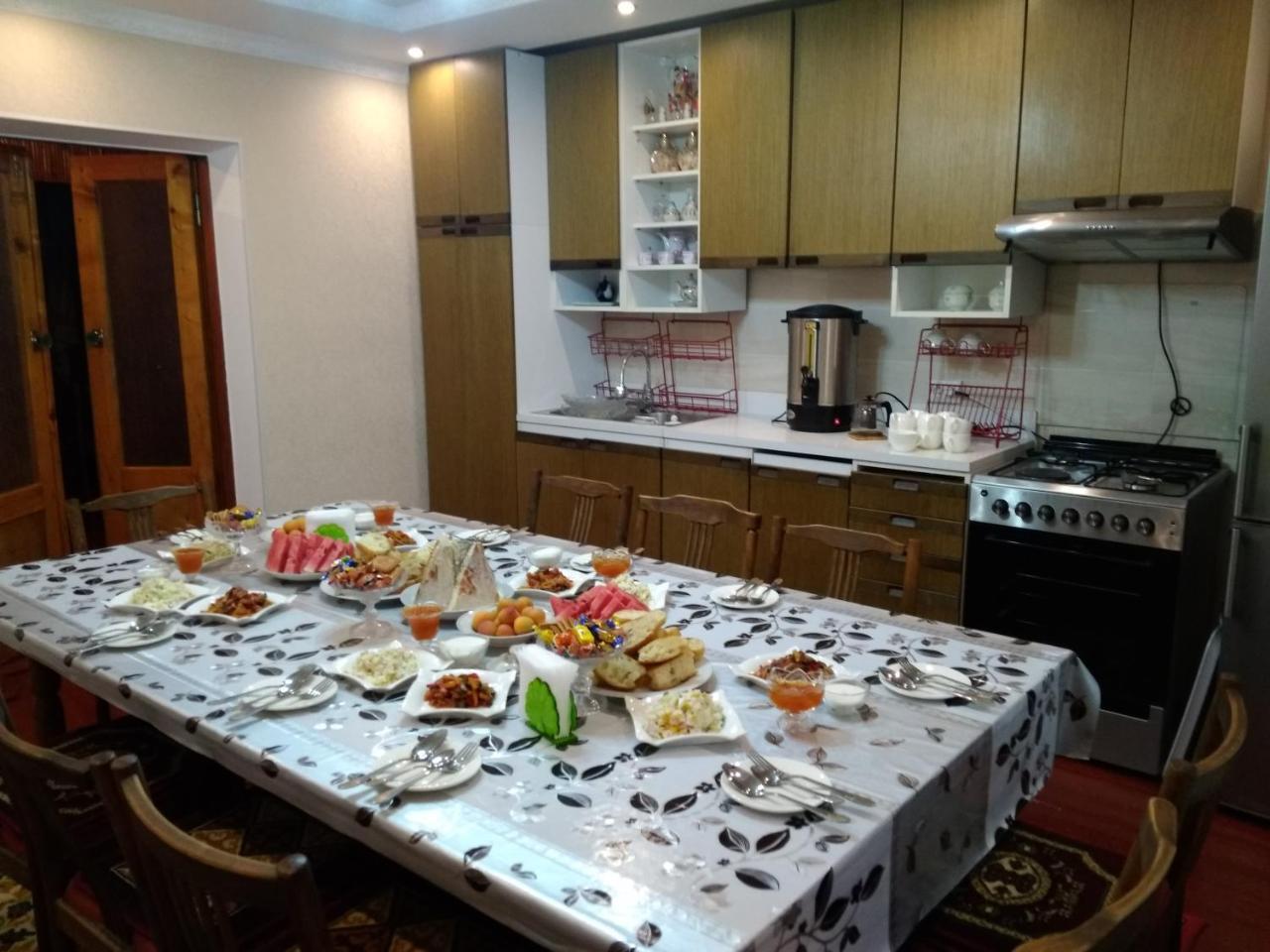 Meerim Guest House Bokonbayevo Buitenkant foto
